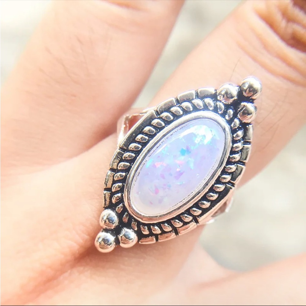 New Delicate Oval Ring White Gold Bohemian 925 Silver Retro Flower Opal Ring - Picture 1 of 8